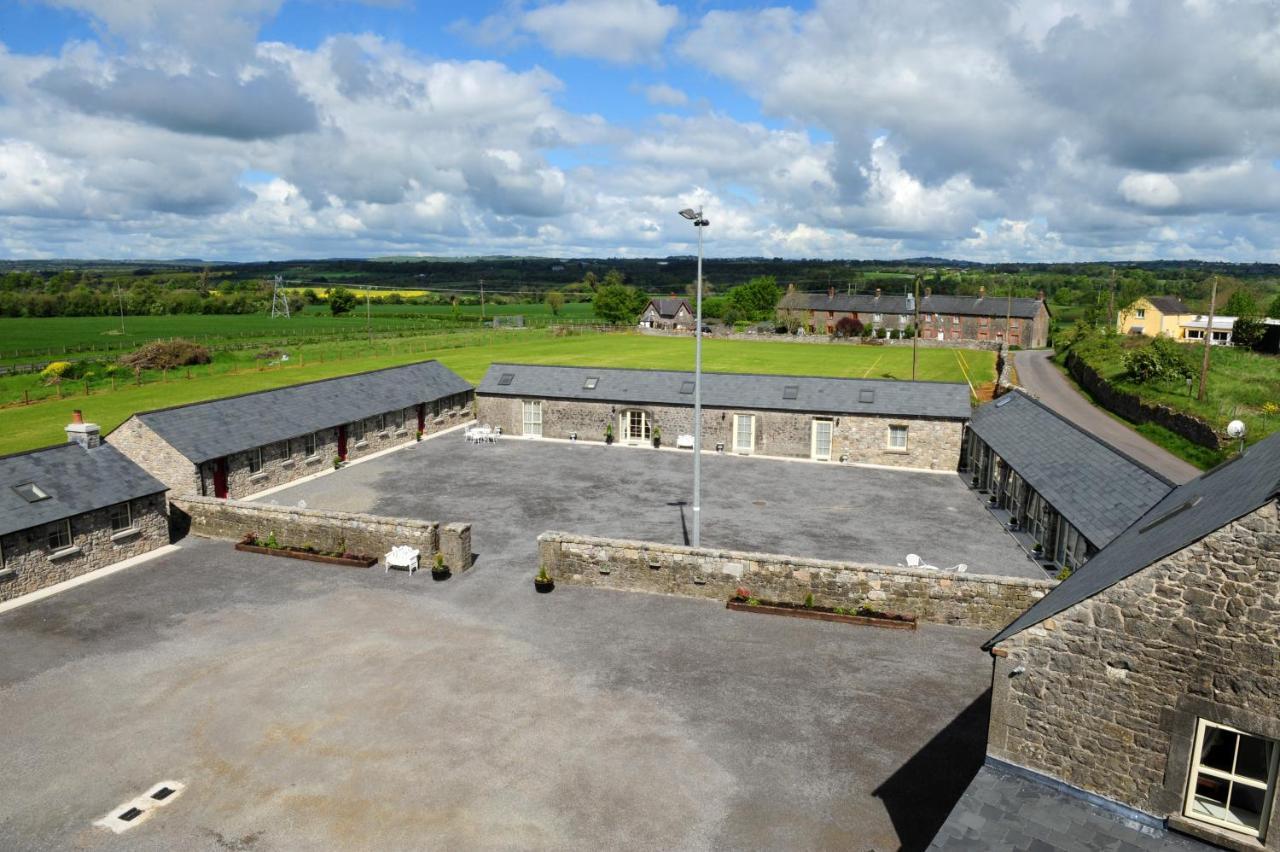 Гостевой дом Sheephouse Country Courtyard Donore  Экстерьер фото